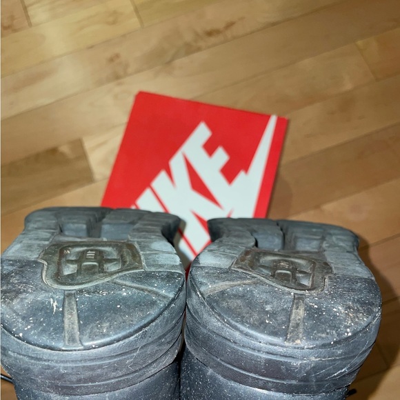 AIR MAX 1 ULTRA ESSENTIAL BLACK/BLACK SIZE 9 - Picture 8 of 12